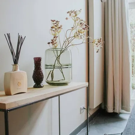 Boutique 2br With Garden At Fontys *