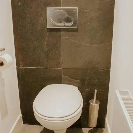 Boutique 2br With Garden At Fontys