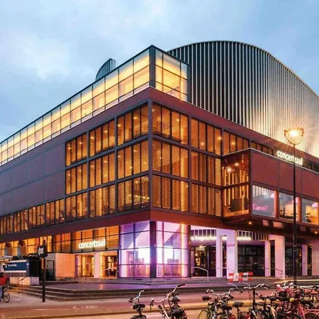 Boetiek Met Tuin Bij Fontys In Stadscentrum Tilburg