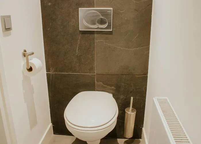 4p Boetiek Met Tuin Bij Fontys En Klooster