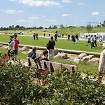 4p Boetiek Met Tuin Bij Fontys En Klooster