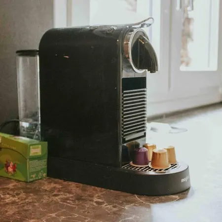 4p Boetiek Met Tuin Bij Fontys En Klooster *